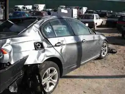 Veículo de Sucata bmw serie 3 berlina (e90) 320i do ano 2007 alimentado n43b20a