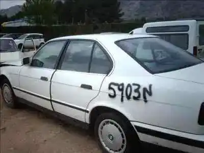 Veicolo di demolizione BMW SERIE 5 BERLINA (E34) 2.4 Turbodiesel CAT 116 CV / 85 KW dell'anno 1988 alimentato 246TB