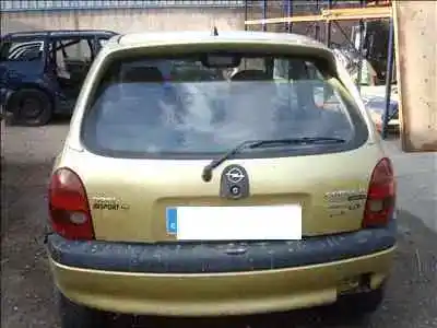 Veículo de Sucata opel corsa b 1.7 diesel do ano 1993 alimentado 