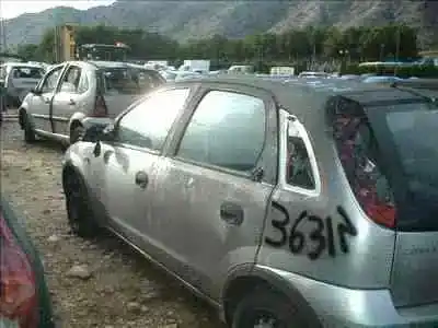 Здавання транспортного засобу opel corsa c 1.2 16v cat (z 12 xe / lw4) року 2000 потужний z12xe