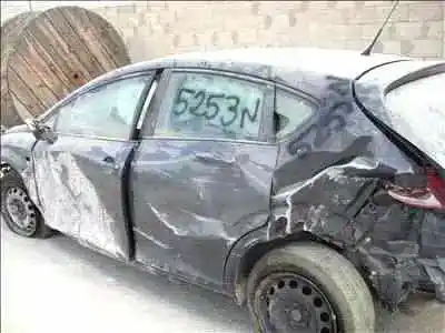 Veículo de Sucata seat leon (1p1) 1.9 tdi do ano 2005 alimentado bkc