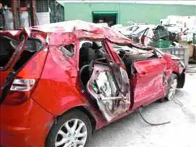 Veicolo di demolizione hyundai i30 comfort dell'anno 2007 alimentato d4fb