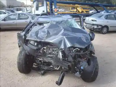 Veículo de Sucata renault fluence expression do ano 2010 alimentado k9kj8