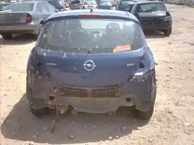 Veicolo di demolizione opel corsa d cmon dell'anno 2006 alimentato 