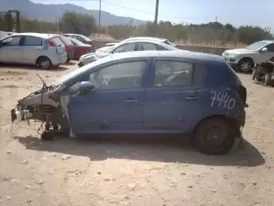 Veicolo di demolizione opel corsa d cmon dell'anno 2006 alimentato 