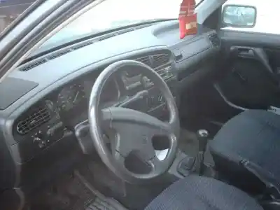 Veicolo di demolizione volkswagen vento (1h2) cl dell'anno 1992 alimentato abs