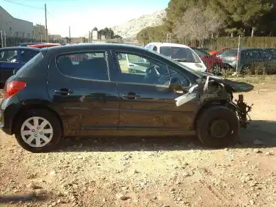 Veículo de Sucata peugeot 207 urban do ano 2007 alimentado 8hz