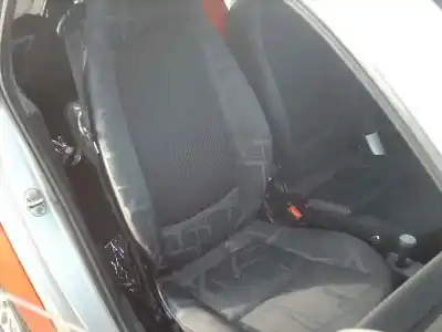 Veículo de Sucata smart coupe fortwo coupe (52kw) do ano 2008 alimentado 3b21