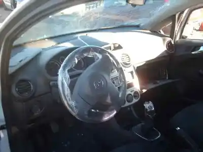 Veículo de Sucata opel corsa d essentia do ano 2009 alimentado z13dtj