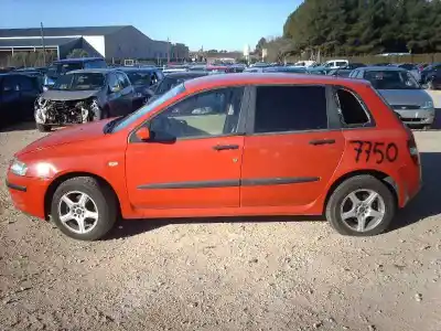 Veicolo di demolizione FIAT STILO VAN (192_) 1.9 JTD (192DXF1A) dell'anno 2002 alimentato 192A3.000