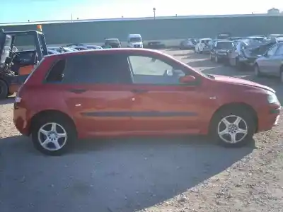 Veicolo di demolizione fiat stilo van (192_) 1.9 jtd (192dxf1a) dell'anno 2002 alimentato 192a3.000