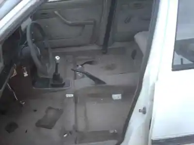 Vehicul casat opel kadett e ls berlina al anului 1989 alimentat 16sv