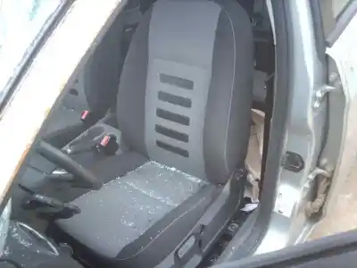 Vehicul casat ford focus lim. (cb4) trend al anului 2010 alimentat hhda