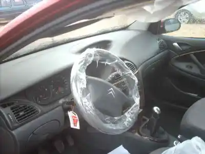 Veículo de Sucata citroen c5 break 2.0 hdi sx do ano 2003 alimentado rhz dw10ated