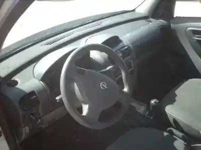 Veículo de Sucata opel combo familiar do ano 2002 alimentado y17dtl