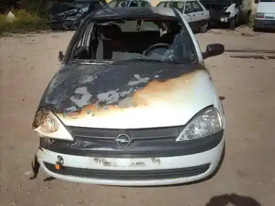 Здавання транспортного засобу opel corsa c comfort року 2001 потужний z12xe