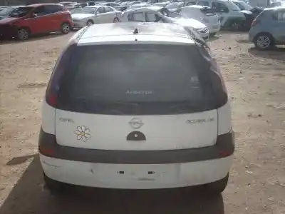 Здавання транспортного засобу opel corsa c comfort року 2001 потужний z12xe