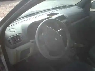 Здавання транспортного засобу renault clio ii fase ii (b/cb0) authentique року 2003 потужний k9kb702