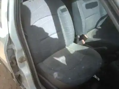 Здавання транспортного засобу renault clio ii fase ii (b/cb0) authentique року 2003 потужний k9kb702
