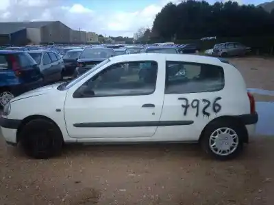 Здавання транспортного засобу renault clio ii fase i (b/cbo) 1.4 alize 75 cv / 55 kw року 2000 потужний e7jc6