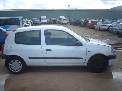 Здавання транспортного засобу renault clio ii fase i (b/cbo) 1.4 alize 75 cv / 55 kw року 2000 потужний e7jc6