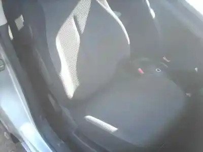 Veículo de Sucata citroen c4 coupe collection do ano 2006 alimentado 9hy dv6ted4