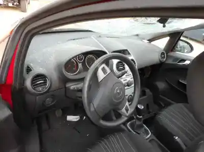 Veicolo di demolizione opel corsa d essentia dell'anno 2009 alimentato z13dtj