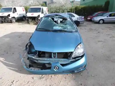 Здавання транспортного засобу renault clio ii fase ii (b/cb0) campus року 2007 потужний d7f726