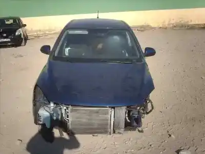 Veículo de Sucata hyundai i30 comfort do ano 2011 alimentado d4fb