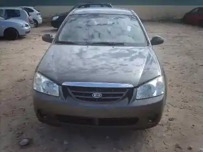 Veículo de Sucata kia cerato 1.6 lx berlina do ano 2004 alimentado g4ed