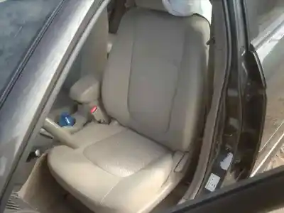 Veículo de Sucata kia cerato 1.6 lx berlina do ano 2004 alimentado g4ed