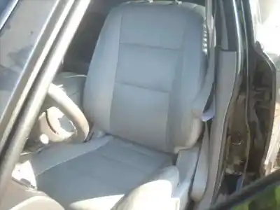 Verschrottungsfahrzeug kia sorento i (jc) 2.5 crdi des jahres 2006 angetrieben d4cb