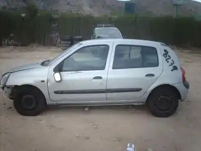 Здавання транспортного засобу renault clio ii fase ii (b/cb0) expression року 2002 потужний d7fg7