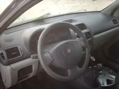 Здавання транспортного засобу renault clio ii fase ii (b/cb0) expression року 2002 потужний d7fg7