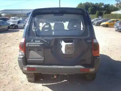 Scrapping Vehicle mitsubishi montero (v60/v70) 3.2 di-d all-four of the year 2004 powered 4m41