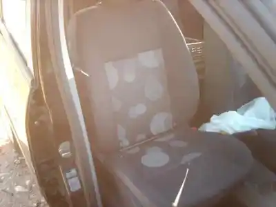 Здавання транспортного засобу renault modus authentique року 2007 потужний k9kt7