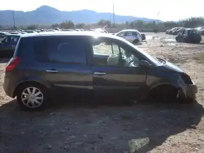Veículo de Sucata renault scenic ii confort dynamique do ano 2007 alimentado f9q804