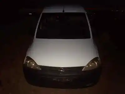 Veículo de Sucata opel combo familiar do ano 2003 alimentado y17dtl