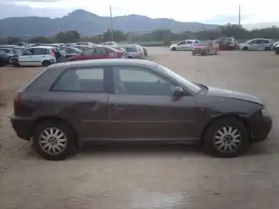 Veículo de Sucata audi a3 (8l) 1.8 20v turbo do ano 1996 alimentado agn