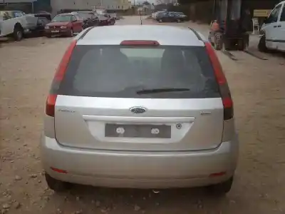 Veículo de Sucata ford fiesta (cbk) ghia do ano 2003 alimentado f6ja