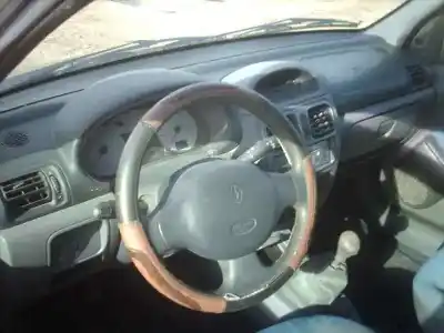 Утилизация автомобиля renault clio ii fase i (b/cbo) 1.4 alize 75 cv / 55 kw года 2000 питание e7jc6