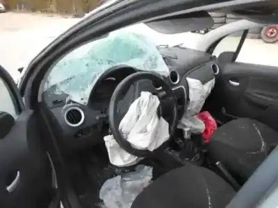 Veículo de Sucata citroen c3 1.4 hdi exclusive do ano 2010 alimentado 8hz