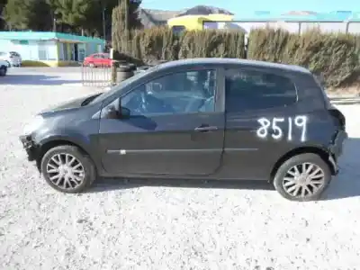 Scrapping Vehicle renault clio iii confort expression of the year 2005 powered k4jg7