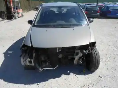 Veículo de Sucata citroen c3 1.4 hdi exclusive do ano 2004 alimentado 8hx (dv4td)