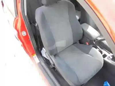 Scrapping Vehicle toyota corolla (e12) 1.6 16v of the year 2004 powered 3zzfe