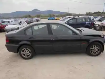Veículo de Sucata bmw serie 3 berlina (e46) 320d do ano 2000 alimentado 204d1