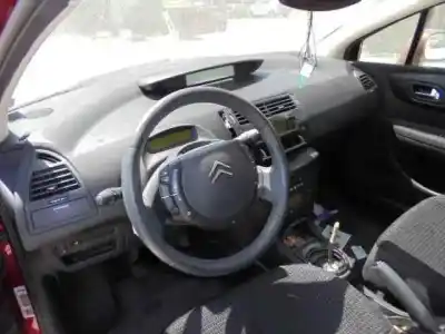 Veicolo di demolizione citroen c4 coupe vtr plus dell'anno 2006 alimentato 9hy (dv6ted4)