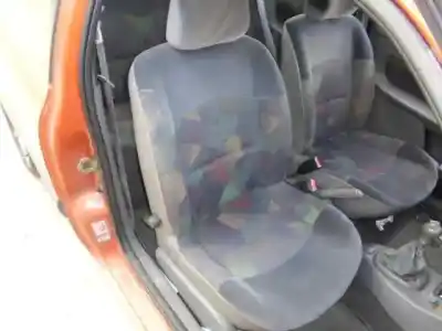 Здавання транспортного засобу renault clio ii fase i (b/cbo) 1.9 d alize року 1998 потужний f8q