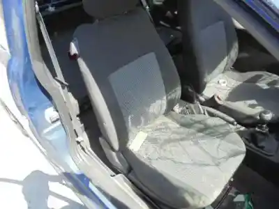 Veículo de Sucata opel corsa c blue line do ano 2006 alimentado z13dt