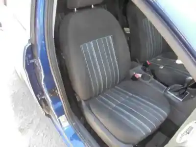 Vehicul casat ford focus lim. (cb4) business al anului 2008 alimentat hhda